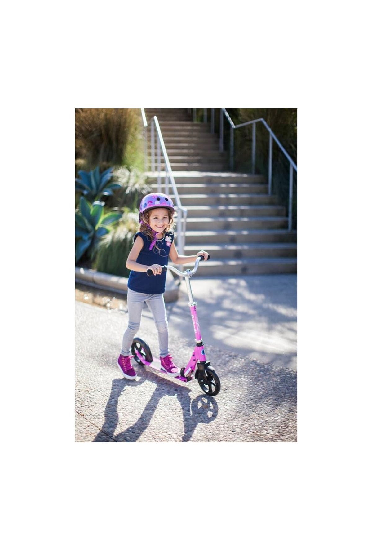 2 Wheel Foldable Kids Scooter with Adjustable Handlebar X764200